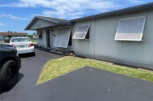 14253 SW 107th Pl, Miami, FL 33176 - Photo 2