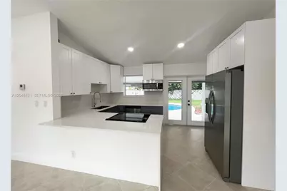 2679 NW 57th Ter, Margate, FL 33063 - Photo 8