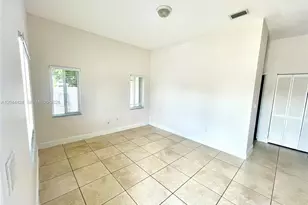2487 W 5th Ct, Hialeah, FL 33010 - Photo 4