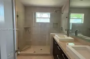 1047 NE 84th St, Miami, FL 33138 - Photo 10