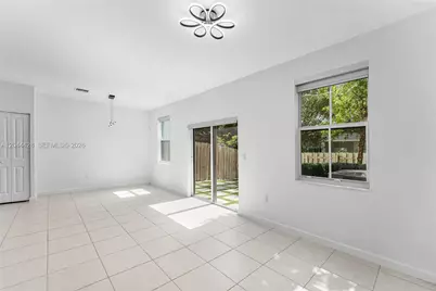 4669 NW 118th Ave, Coral Springs, FL 33076 - Photo 8