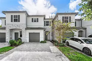 4669 NW 118th Ave, Coral Springs, FL 33076 - Photo 2