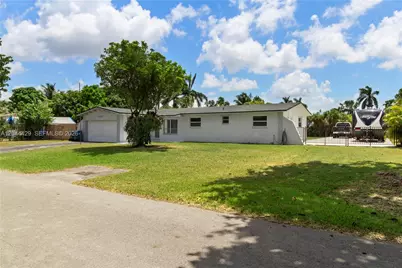 29925 SW 168th Ct, Homestead, FL 33030 - Photo 4