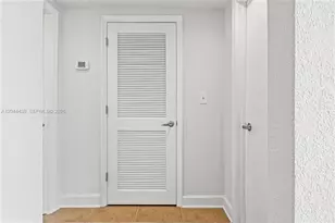 401 69th St, Miami Beach, FL 33141 - Photo 24