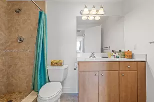401 69th St, Miami Beach, FL 33141 - Photo 18