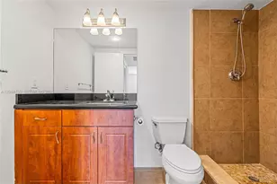 401 69th St, Miami Beach, FL 33141 - Photo 36