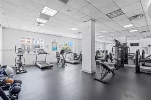 401 69th St, Miami Beach, FL 33141 - Photo 10