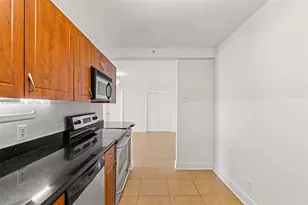 401 69th St, Miami Beach, FL 33141 - Photo 20