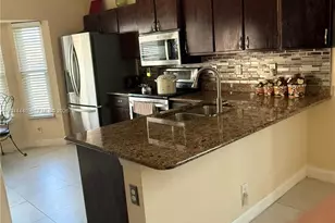 2006 White Coral Ct, Wellington, FL 33414 - Photo 8