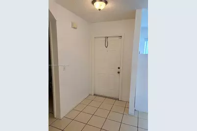 829 NW 208th Way, Pembroke Pines, FL 33029 - Photo 14