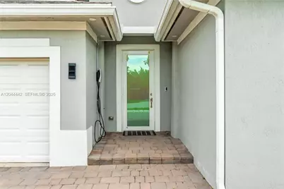 13361 SW 274th Ter, Homestead, FL 33032 - Photo 8