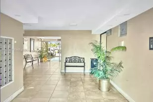 1780 NE 191st St, Miami, FL 33179 - Photo 4