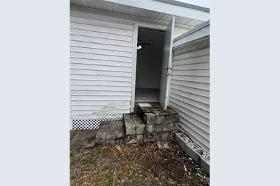 3271 (Rear 1-Bedroom) NW 15th St, Miami, FL 33125 - Photo 2