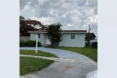 7395 Garfield St, Hollywood, FL 33024 - Photo 1