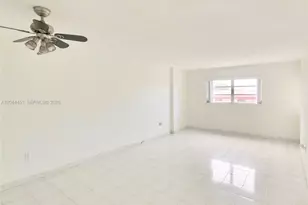 1575 Euclid Ave, Miami Beach, FL 33139 - Photo 10