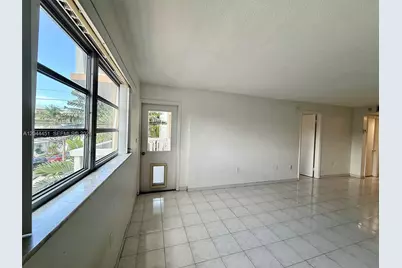 1575 Euclid Ave #305, Miami Beach, FL 33139 - Photo 14
