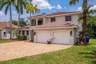 351 SW 184th Terrace, Pembroke Pines, FL 33029 - Photo 4