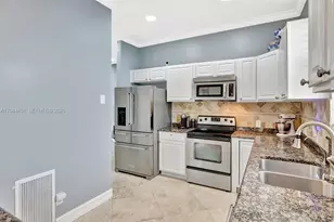 853 SW 11th Ct, Fort Lauderdale, FL 33315 - Photo 20