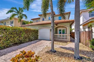 853 SW 11th Ct, Fort Lauderdale, FL 33315 - Photo 2