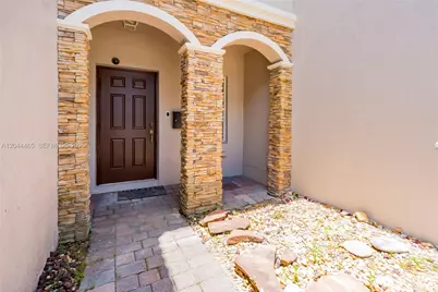 9315 SW 221st St, Cutler Bay, FL 33190 - Photo 2