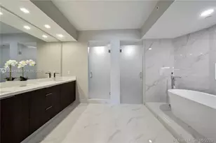 300 South Pointe Dr, Miami Beach, FL 33139 - Photo 24
