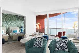 300 South Pointe Dr, Miami Beach, FL 33139 - Photo 8
