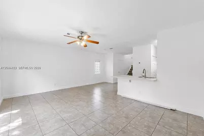 16035 Emerald Cove Rd, Weston, FL 33331 - Photo 2