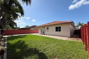 7753 NW 201st Terrace, Hialeah, FL 33015 - Photo 38