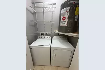 7753 NW 201st Ter, Hialeah, FL 33015 - Photo 24