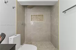 191 SE 6th Ave, Hialeah, FL 33010 - Photo 42