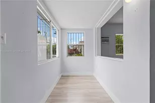 370 NE 55th St, Miami, FL 33137 - Photo 30