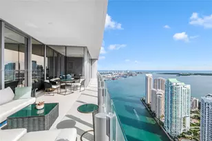 300 Biscayne Blvd Way, Miami, FL 33131 - Photo 2