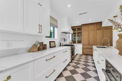 5730 SW 49th St, South Miami, FL 33155 - Photo 12