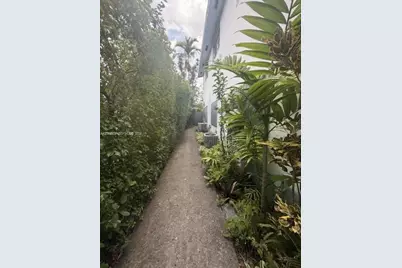 4230 SW 11th St #B, Miami, FL 33134 - Photo 10