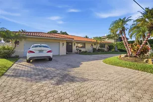 713 Diplomat Pkwy, Hallandale Beach, FL 33009 - Photo 6
