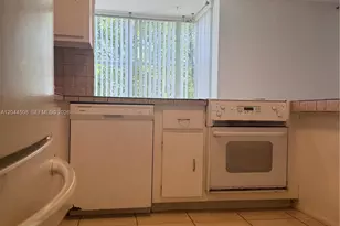 210 172nd St, Sunny Isles Beach, FL 33160 - Photo 4