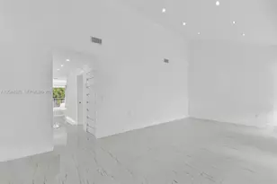 8858 Harding Ave, Surfside, FL 33154 - Photo 22