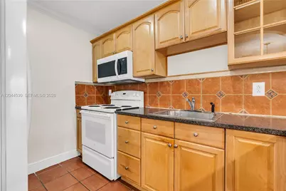 15350 SW 72nd St #24-24, Miami, FL 33193 - Photo 8