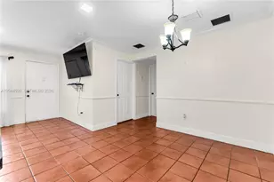 15350 SW 72nd St, Miami, FL 33193 - Photo 4