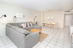 5601 Collins Ave, Miami Beach, FL 33140 - Photo 2