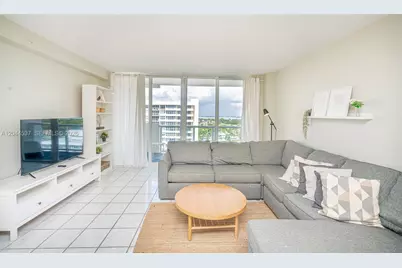 5601 Collins Ave #1517, Miami Beach, FL 33140 - Photo 8