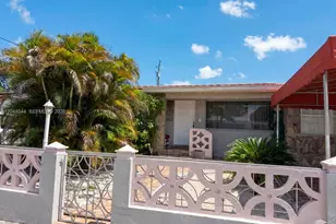 974 SE 1st St, Hialeah, FL 33010 - Photo 2