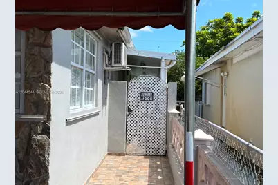 974 SE 1st St #974, Hialeah, FL 33010 - Photo 20