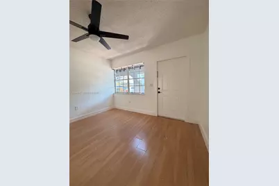 7000 NW 173rd Dr #1805, Hialeah, FL 33015 - Photo 4