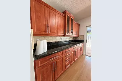 7000 NW 173rd Dr #1805, Hialeah, FL 33015 - Photo 32