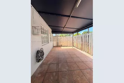 7000 NW 173rd Dr #1805, Hialeah, FL 33015 - Photo 38