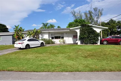 5630 SW 55th Ave, Davie, FL 33314 - Photo 2