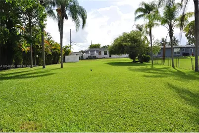 5630 SW 55th Ave, Davie, FL 33314 - Photo 26