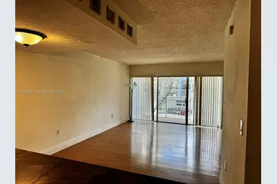 9371 Fontainebleau Blvd #I229, Miami, FL 33172 - Photo 2