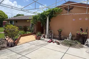 20791 SW 240th St, Homestead, FL 33031 - Photo 6